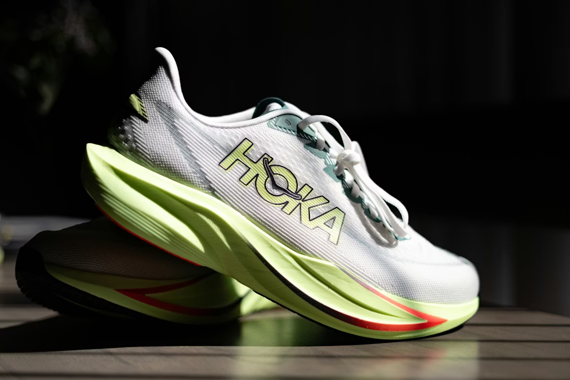 On Running vs Hoka 2026 — Cloudmonster and Clifton side by side comparison